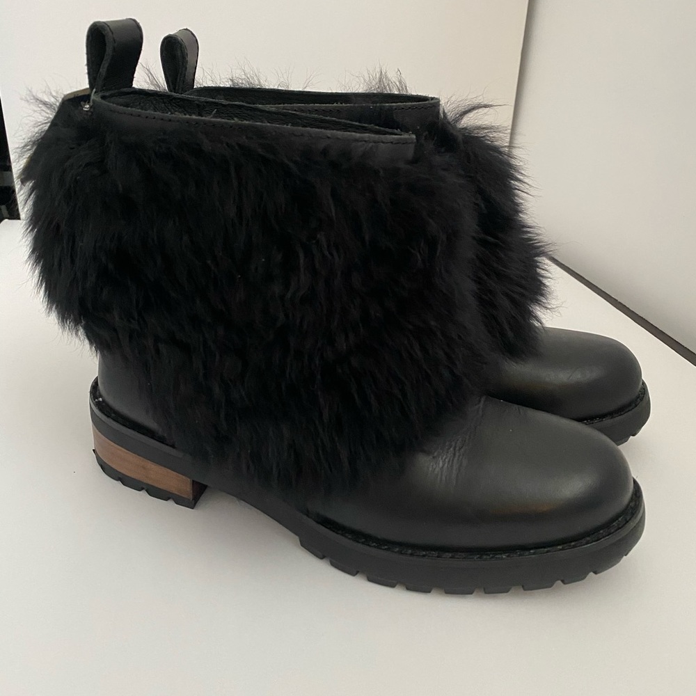 New UGG Pure Otelia Fur Boots size 7